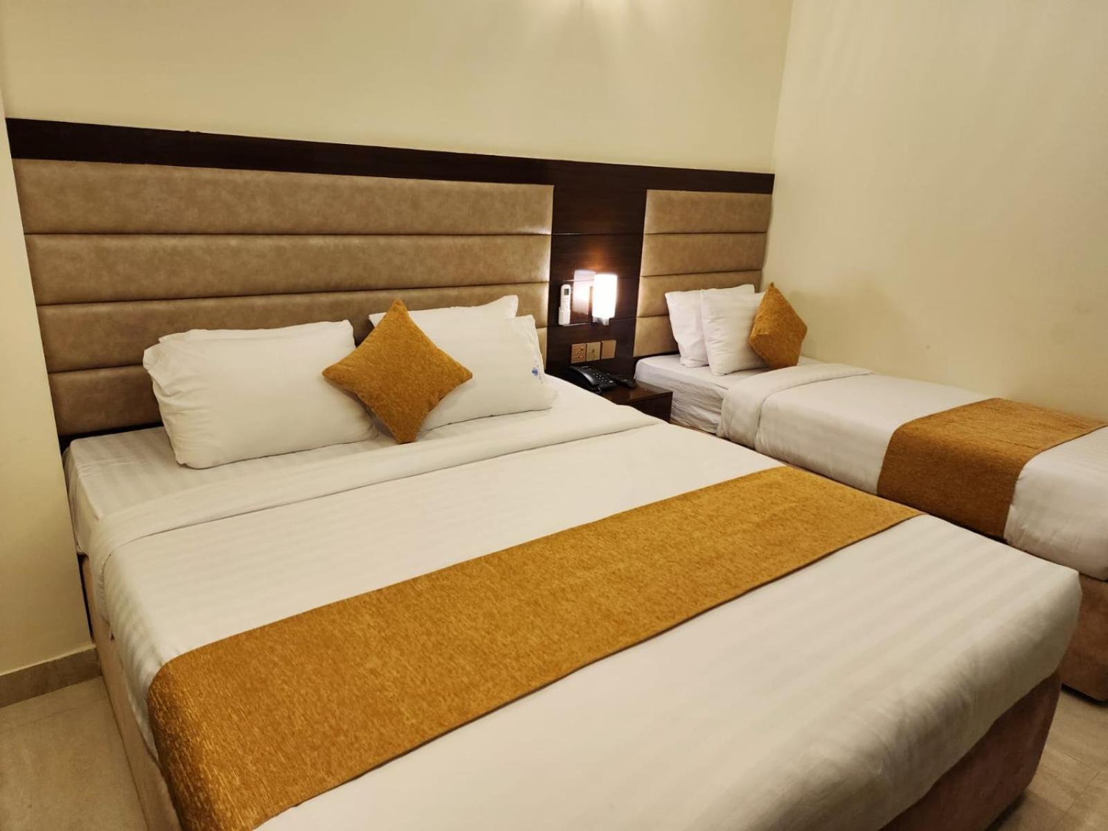 White Park Hotel & Suites Čitágáon Exteriér fotografie